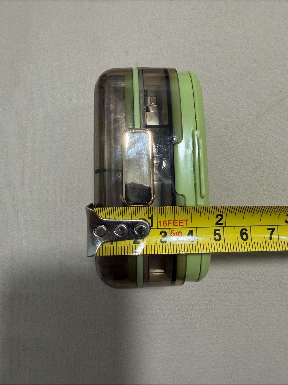 Green Stackable Food Storage Container with Secure Clip - Picture 15 of 16
